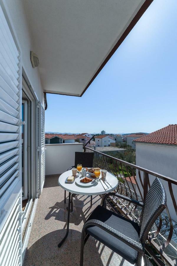Apartments Valentino Vodice Szoba fotó